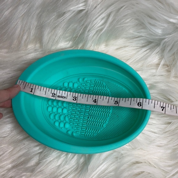 Blue silicone make up brush cleaner sponge cleaner - Picture 8 of 11